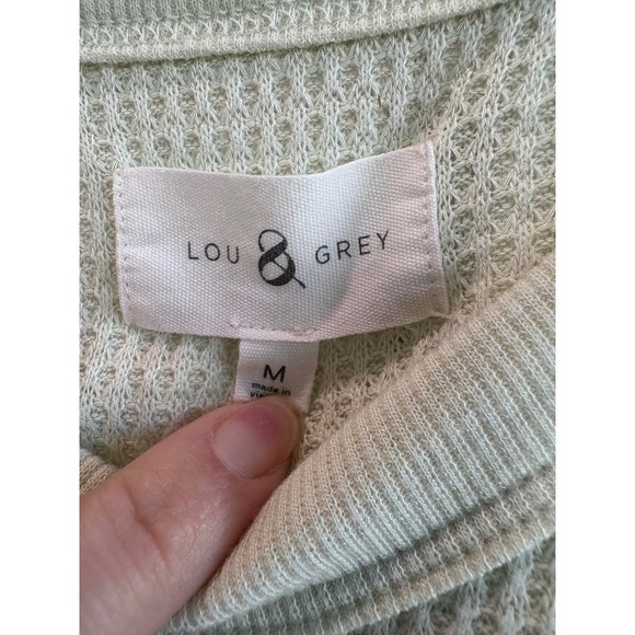 Lou & Grey Waffle Knit V-Neck Long Sleeve Top Tee Relaxed Fit - Picture 3 of 6